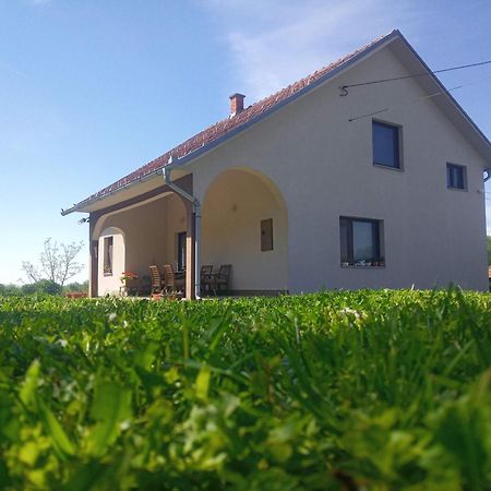 Ducina Kosmaj Casa Maiaヴィラ エクステリア 写真